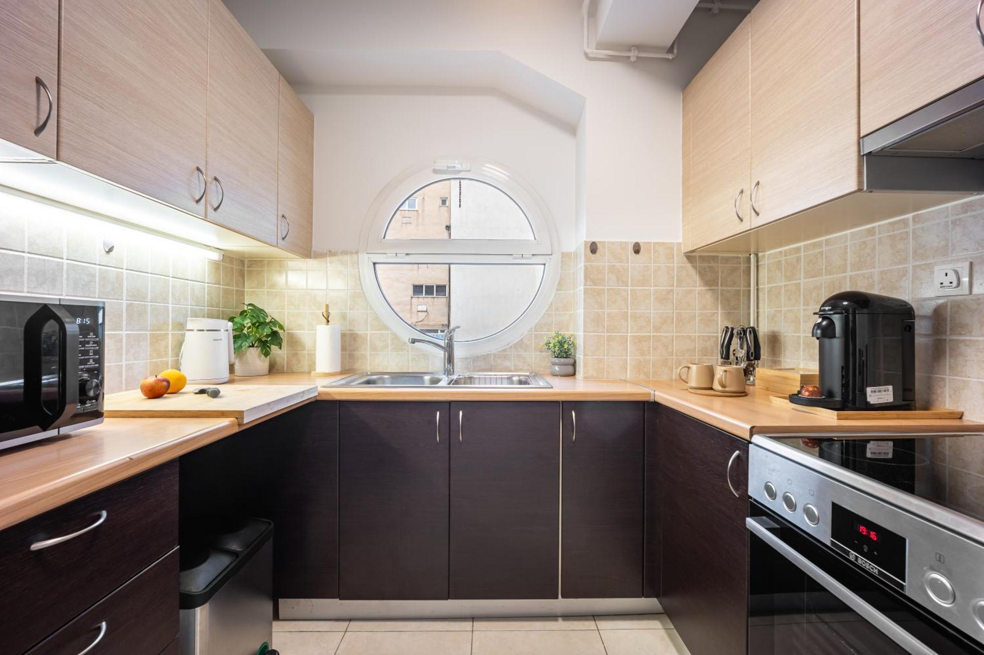 Elegant 2Bd Apartment Near Acropolis By Ilsofoir Collection Atene Esterno foto